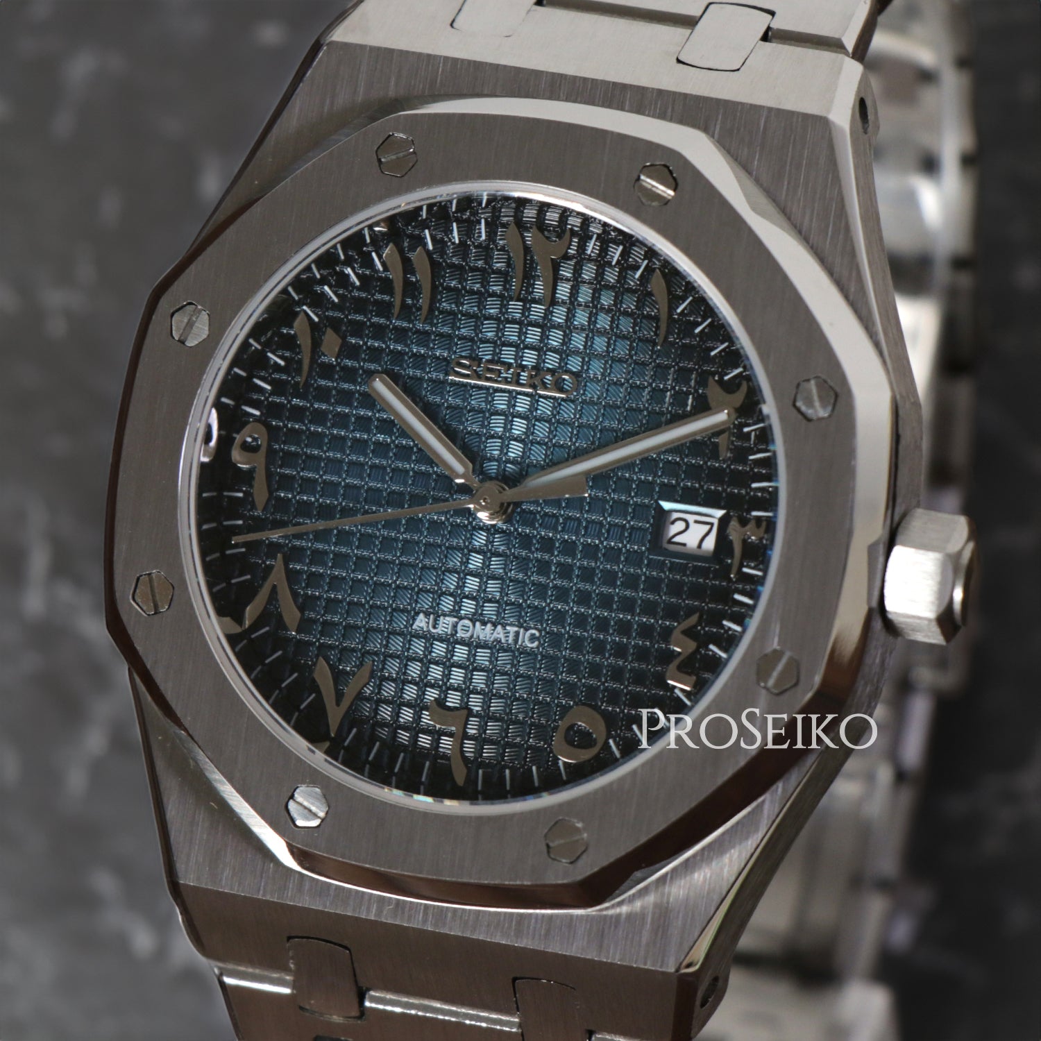 Seikoak | Arabic | Midnight