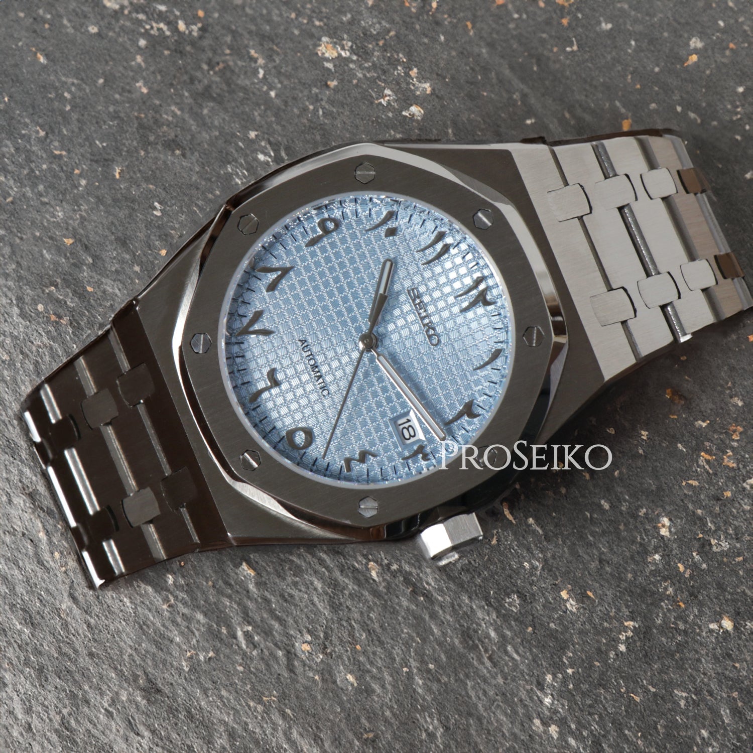 Seikoak | Arabic | Ice Blue
