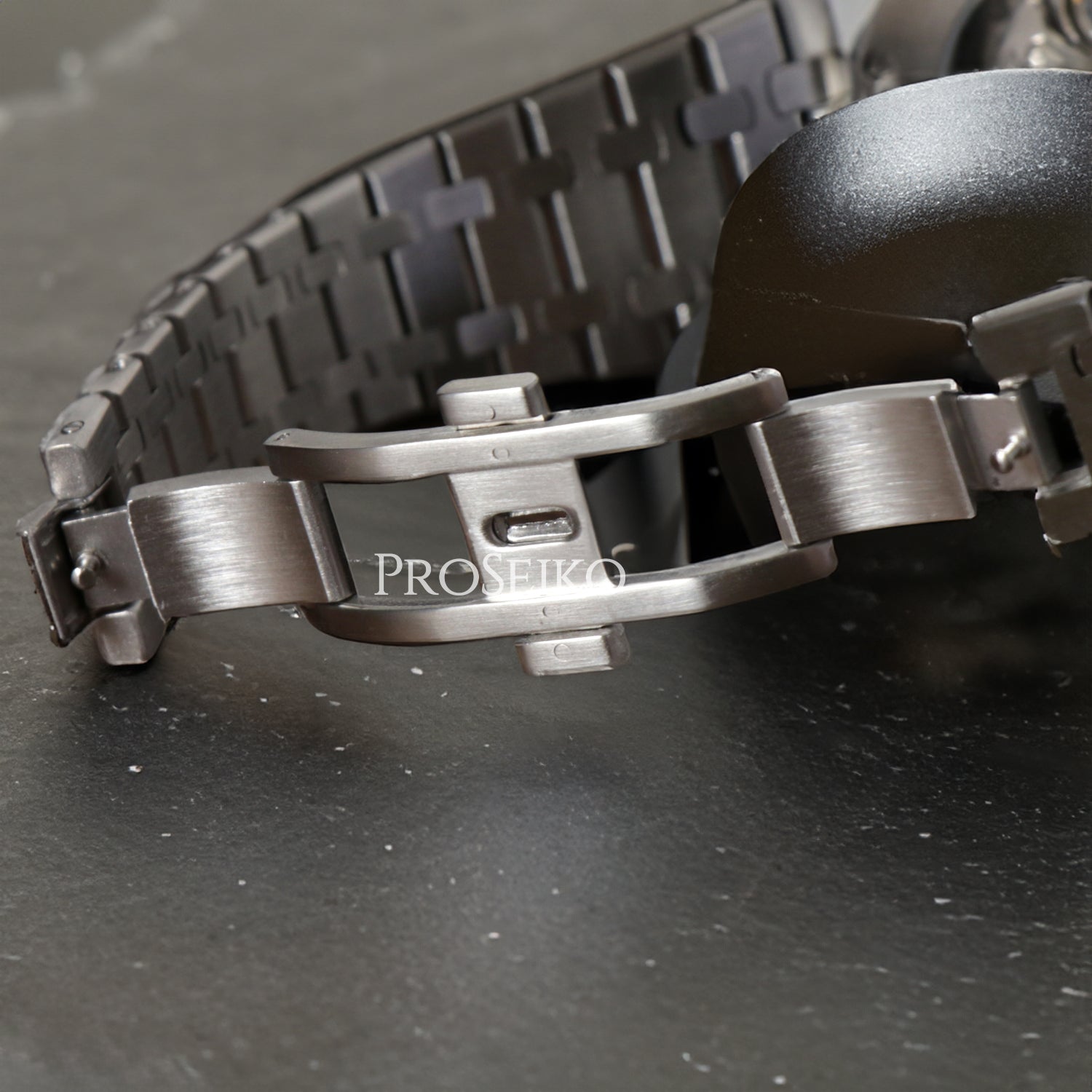 Seikoak | Arabic | Ice Blue