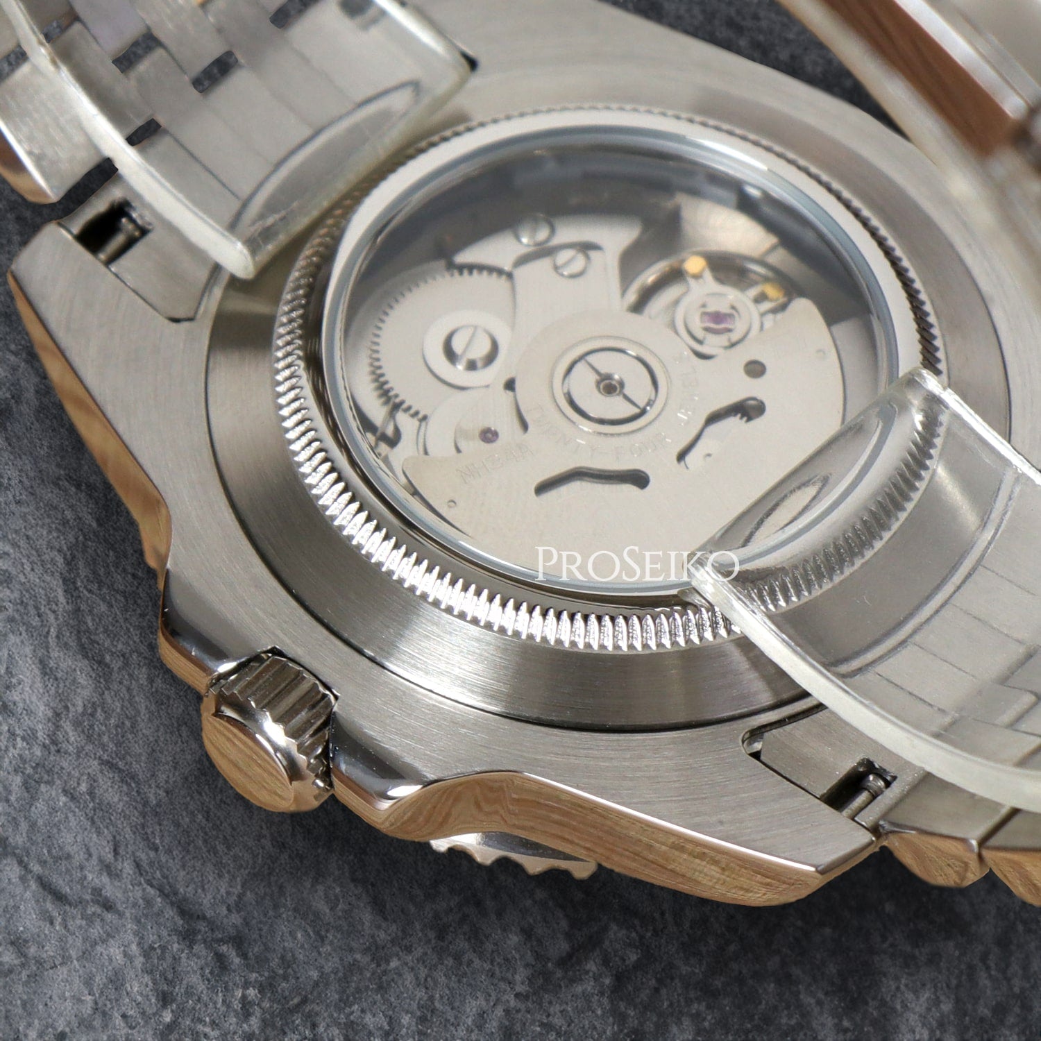 Masteiko | GMT | Bruce Wayne