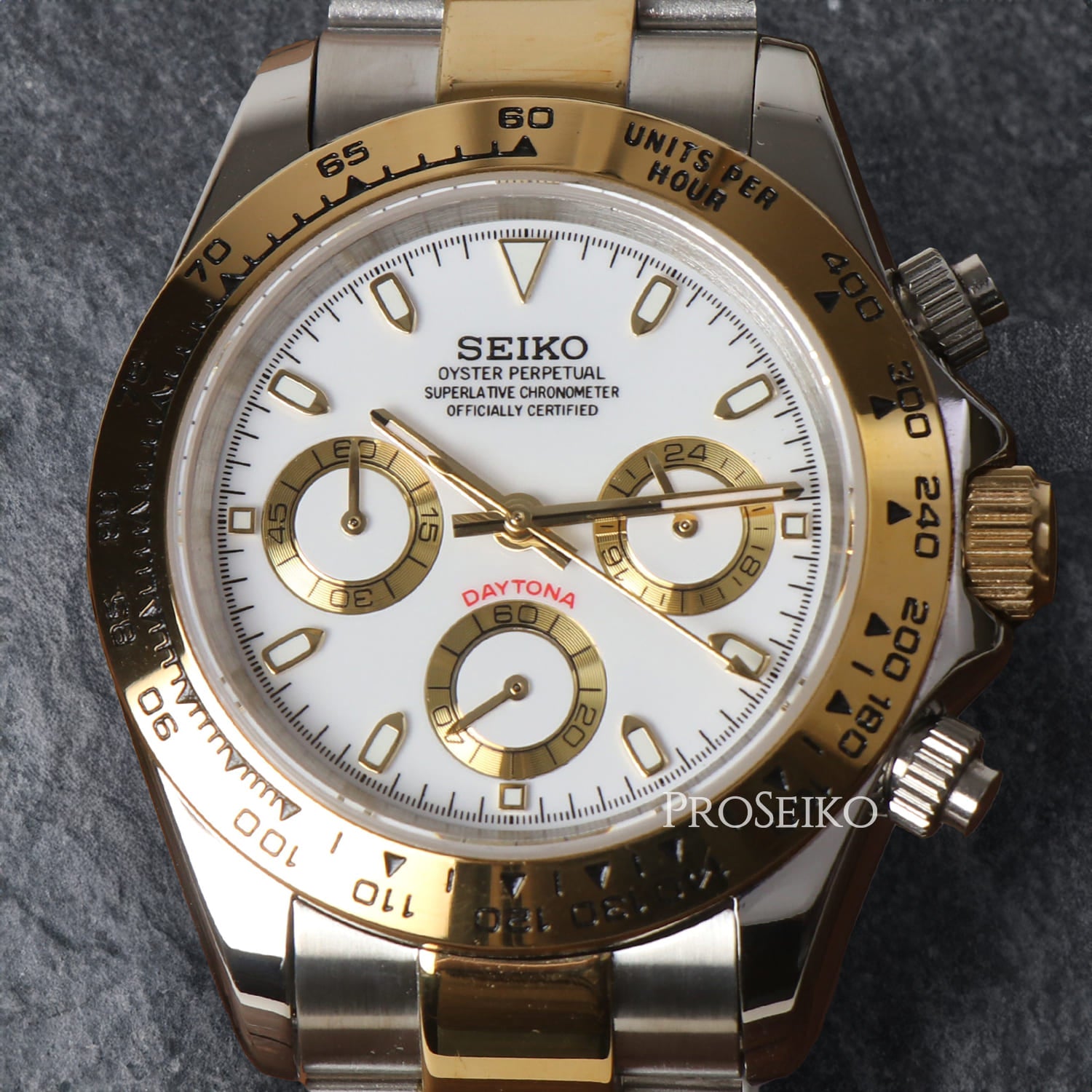 Seikona | Bi-Ton | White