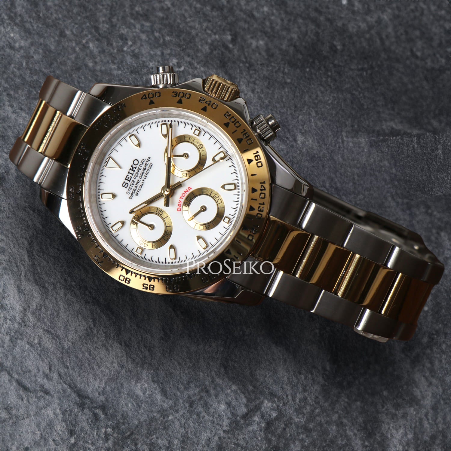 Seikona | Bi-Ton | White